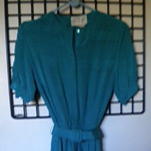 Vintage Silk Studio Teal Color Short Sleeve Dress Size 8